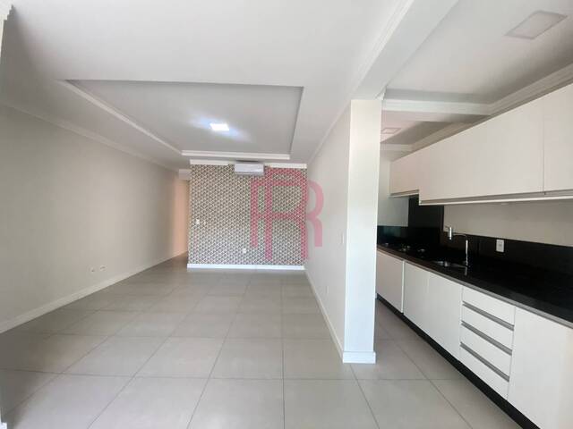 #153 - Apartamento para Locação em Balneário Camboriú - SC - 3